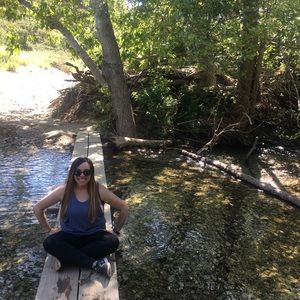 Meet your Posher, Connie